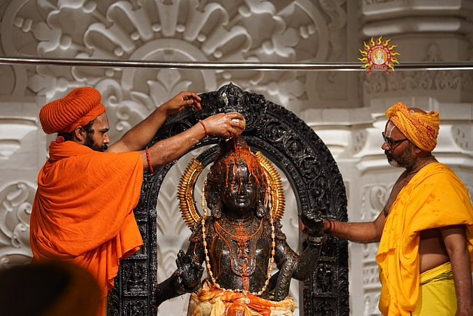 @ShriRamTeerth/X : Divya Abhisheka of Ramlalla 