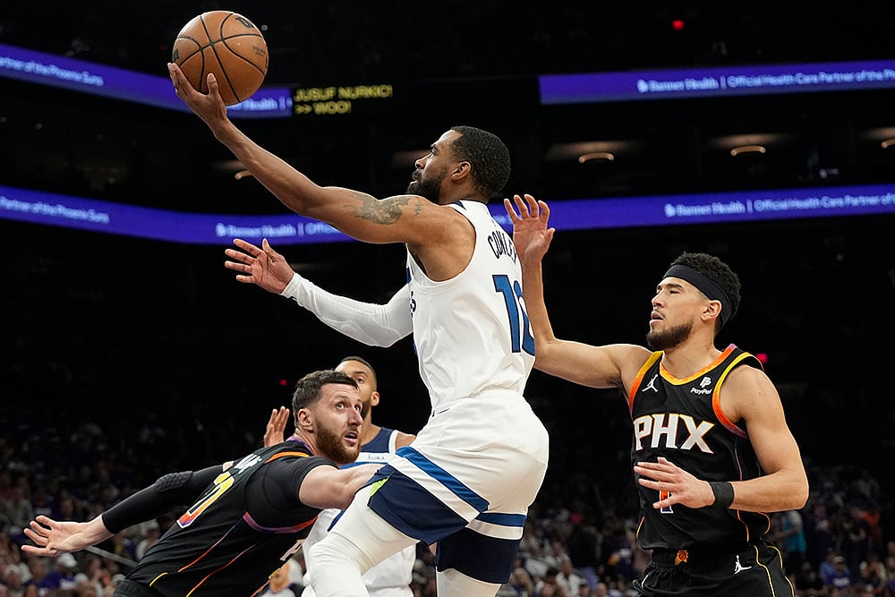 NBA: Minnesota Timberwolves vs Phoenix Suns