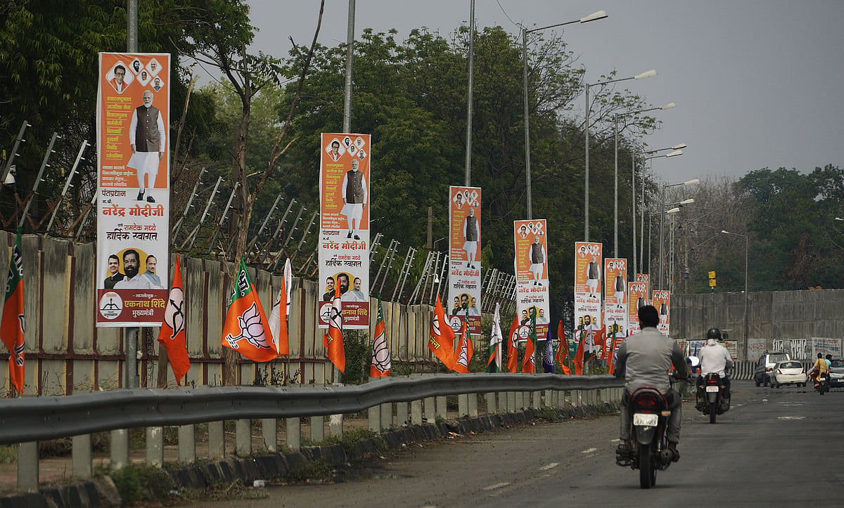 Photo by: Dinesh Parab/Outlook : PM Modi's Hoardings in Nagpur ahead of elections. 