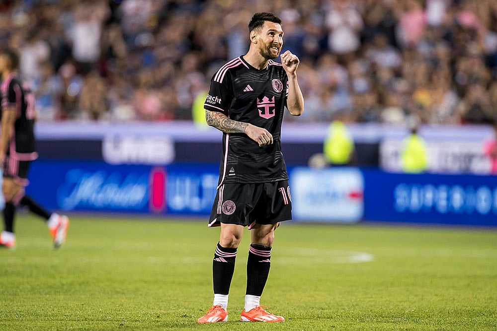 Photo: AP/Nick Tre. Smith : MLS soccer: Inter Miami vs Sporting Kansas City