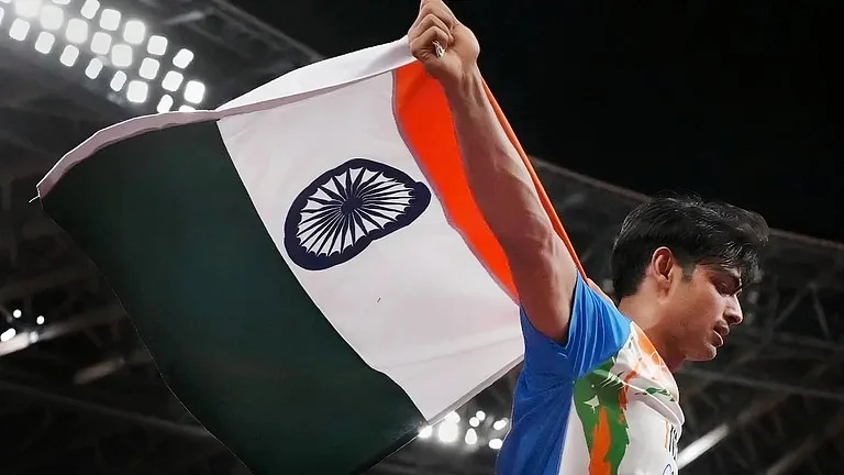 Neeraj Chopra became the first Indian athlete to win a track and field gold in the Javelin throw in the Tokyo Olympics 2020. - Photo: X/ @Neeraj_chopra1