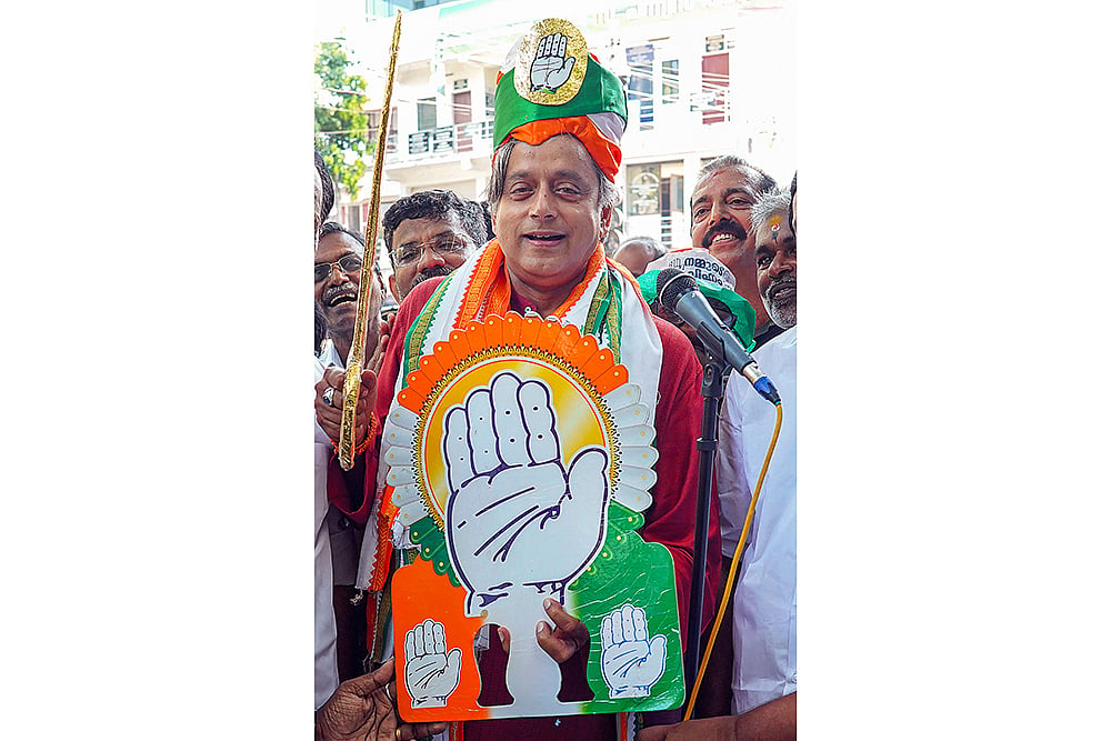 Shashi Tharoor campaigns for LS polls