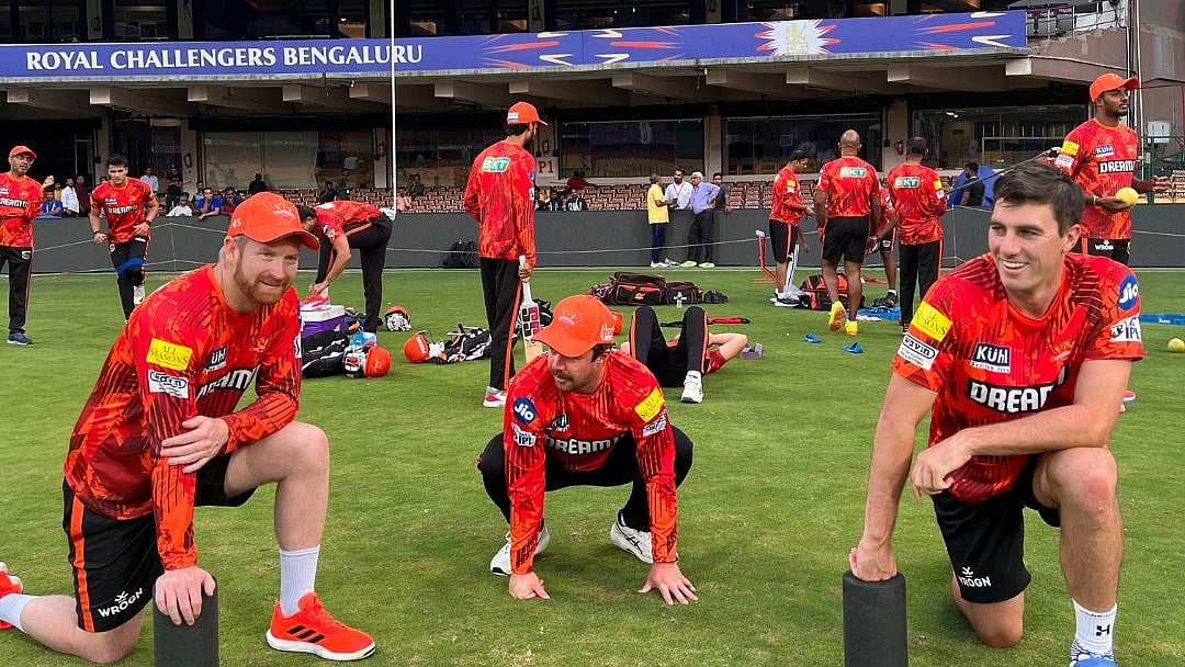 SRH players practice ahead of clash against RCB in Bengaluru - X/@SunRisers