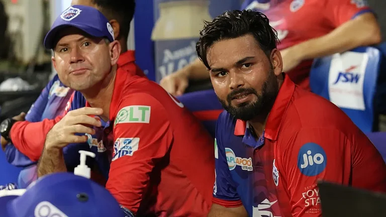 Ricky Ponting and Rishabh Pant will be looking to script a win against SRH on Saturday. - IPL/BCCI