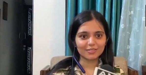 X/@ANI : UPSC Topper Wardah Khan