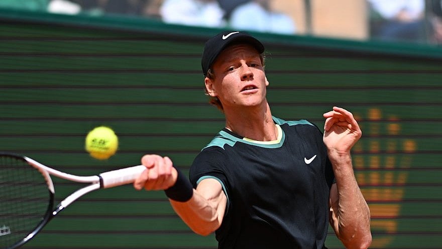X | Rolex Monte Carlo Masters : Jannik Sinner in action at the second round of Monte Carlo Masters 2024 on April 10, Wednesday. 