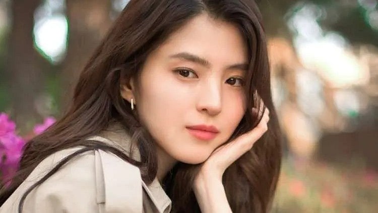 X : Han So-hee