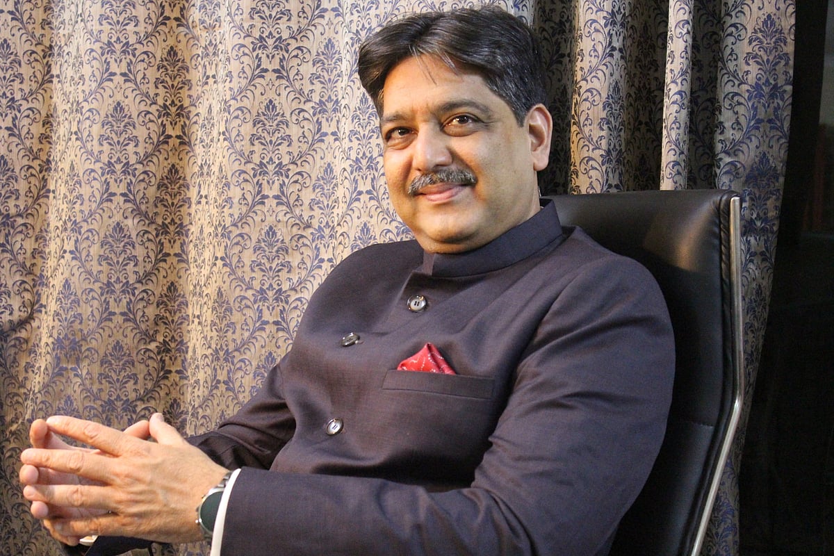 Dr. Mahesh