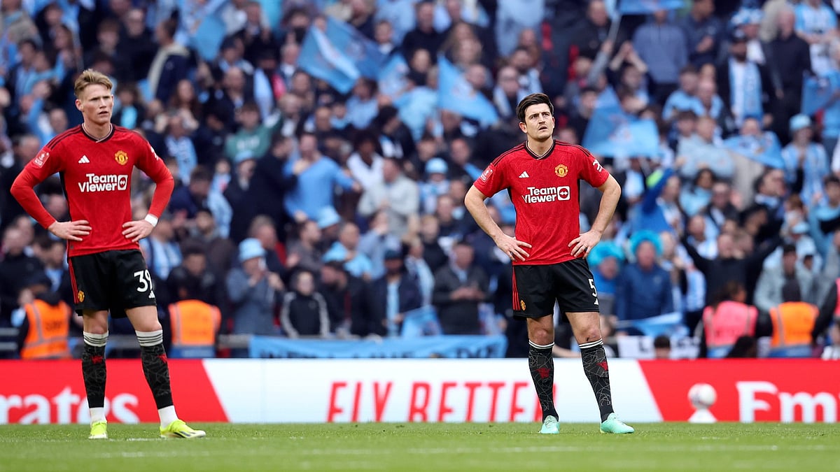 Manchester United narrowly avoided a humiliating FA Cup semi-final loss on Sunday.