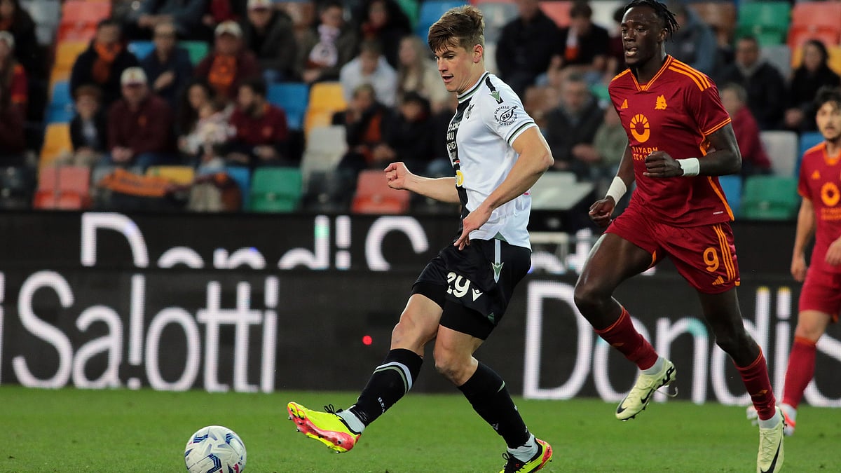 Udinese's Jaka Bijol plays against Roma during a Serie A soccer match between Udinese and Roma in Udine, northeastern Italy. - AP