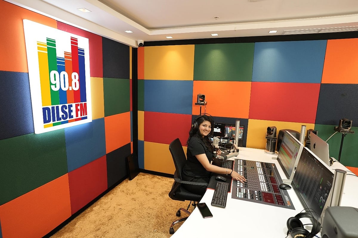Dilse 90.8 FM: Revolutionizing Radio in Dubai