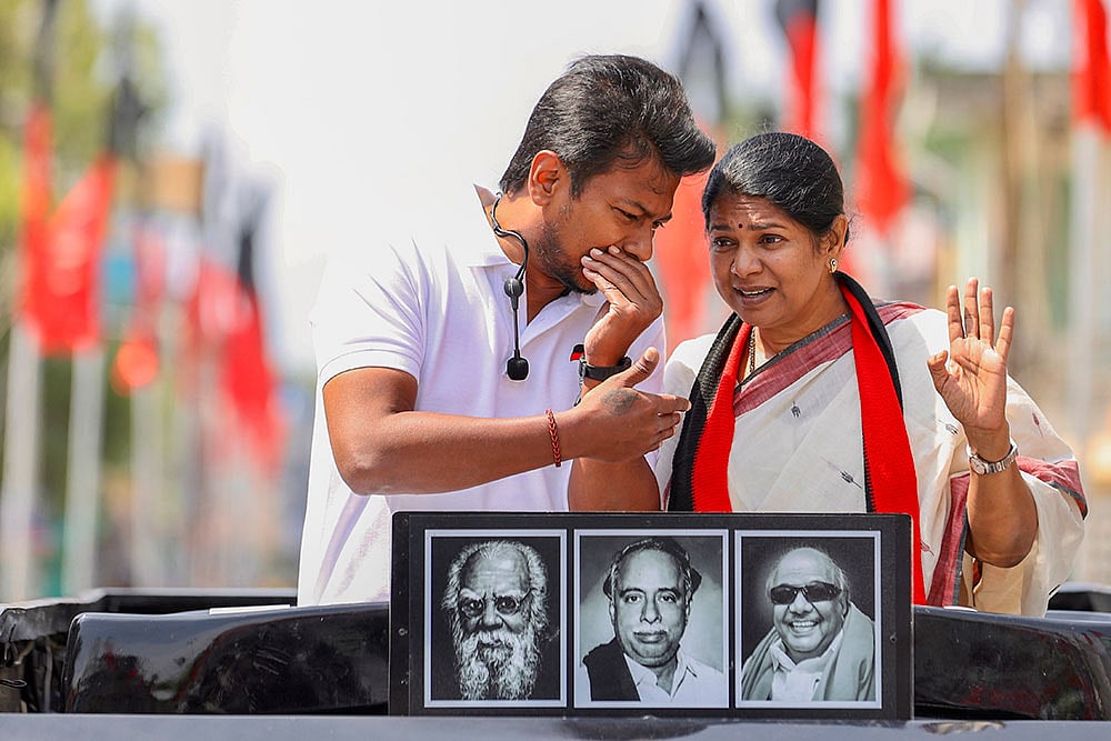 LS polls: Kanimozhi campaigns