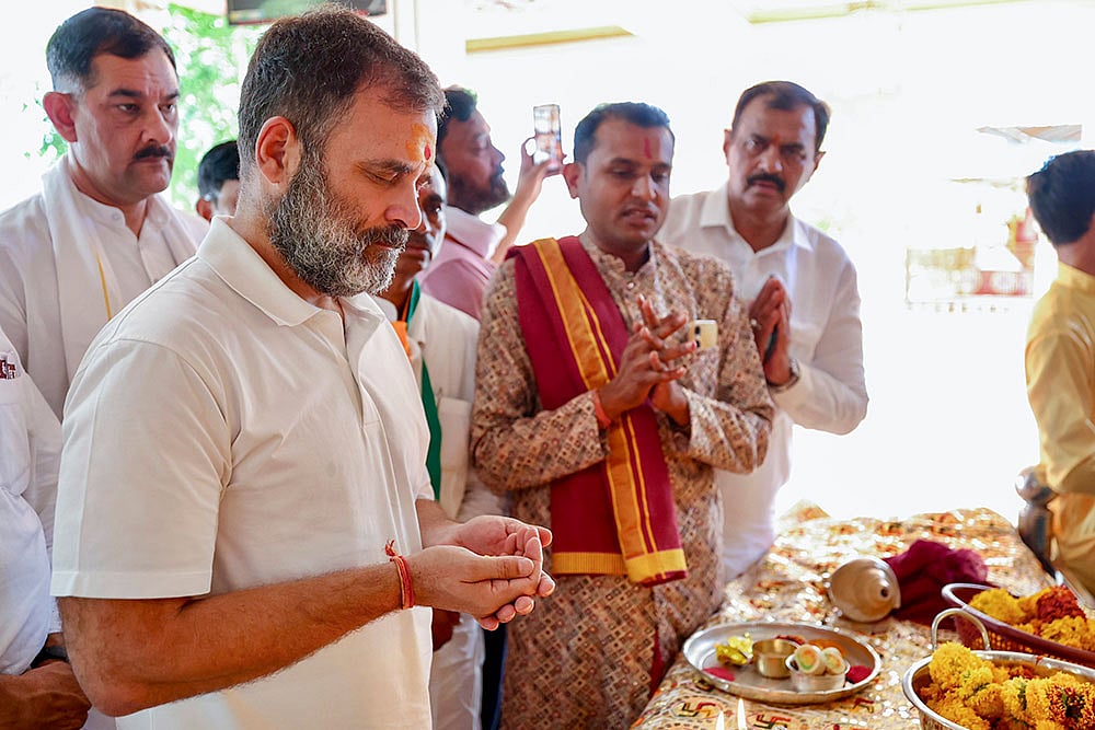 RAGA at Devishri Lalbai Phoolbai temple