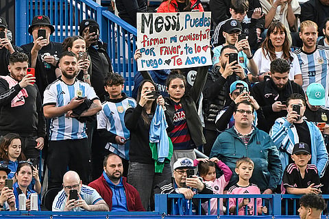 Lionel Messi fans