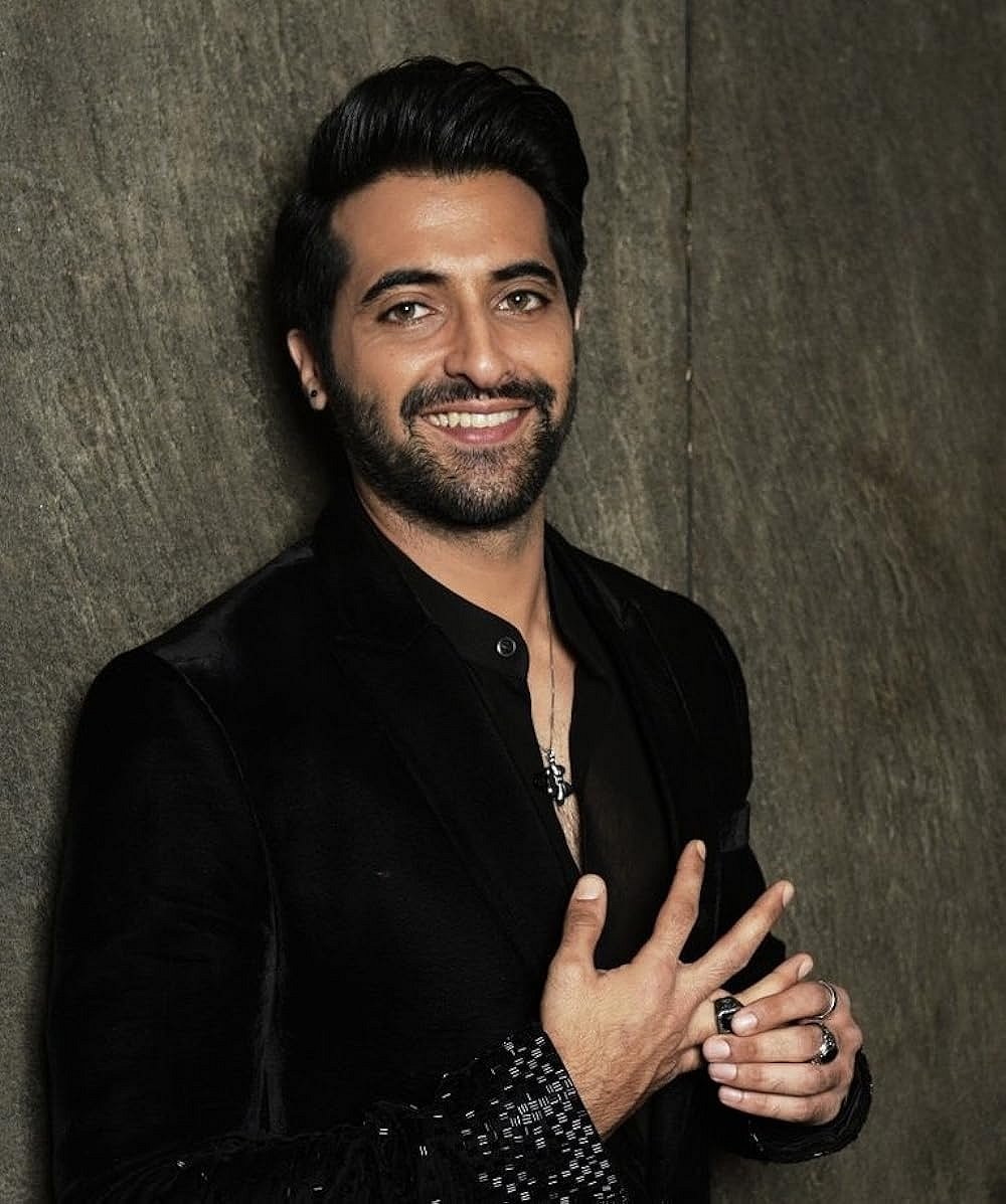 Instagram : Akshay Oberoi