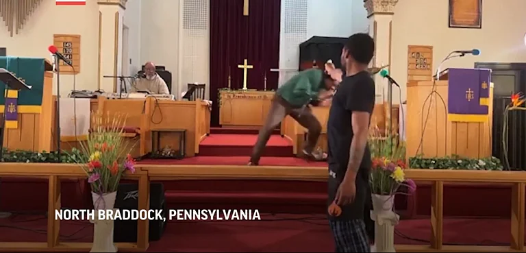 Man tried to shoot a pastor during a church service - AP