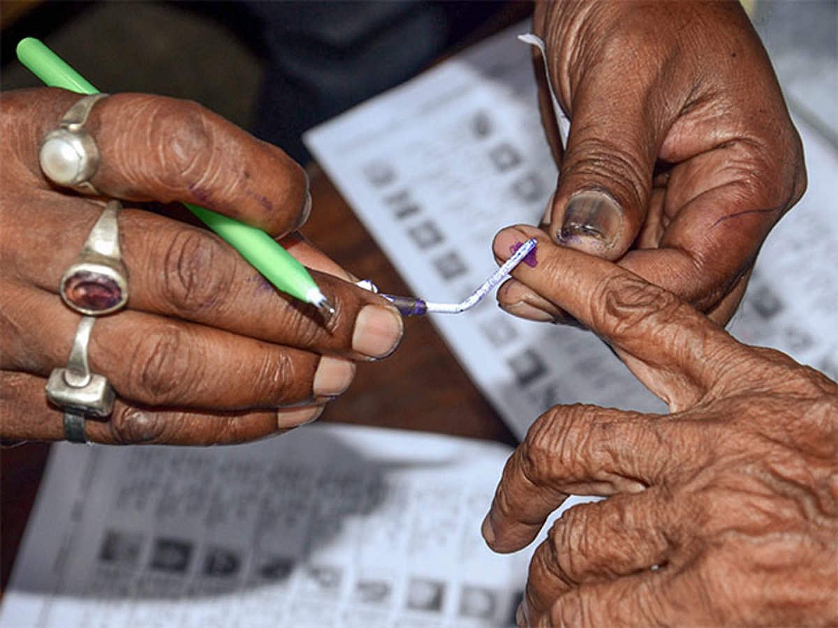 PTI : Shivraj Chouhan, Himanta In Ranchi To Strategise For Jharkhand Assembly Polls