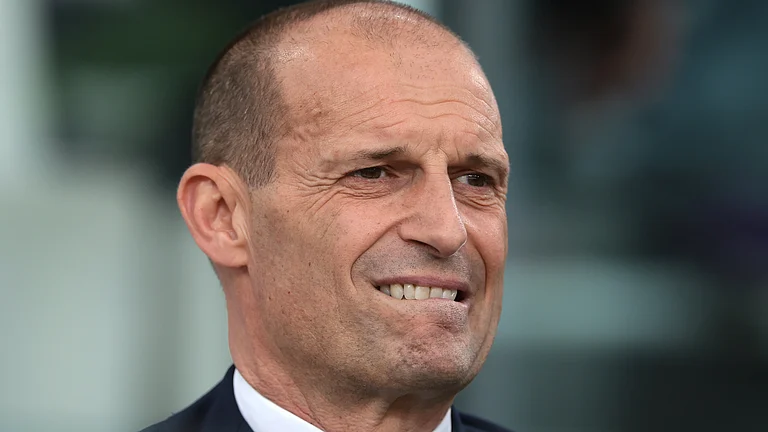 Massimiliano Allegri was left disappointed by Juventus' draw on Sunday. - null