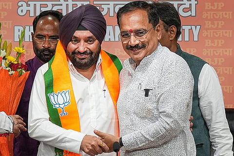  Congress leaders join BJP