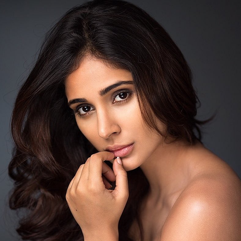 Instagram : Alankrita Sahai