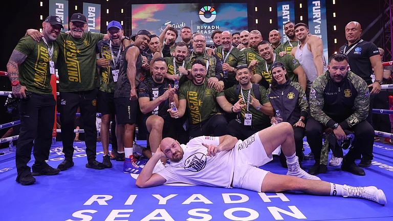 Tyson Fury is the heavyweight lineal and WBC champion. - X/Tyson Fury