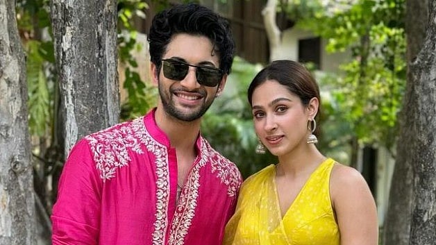 Instagram : Rohit Saraf, Pashmina Roshan