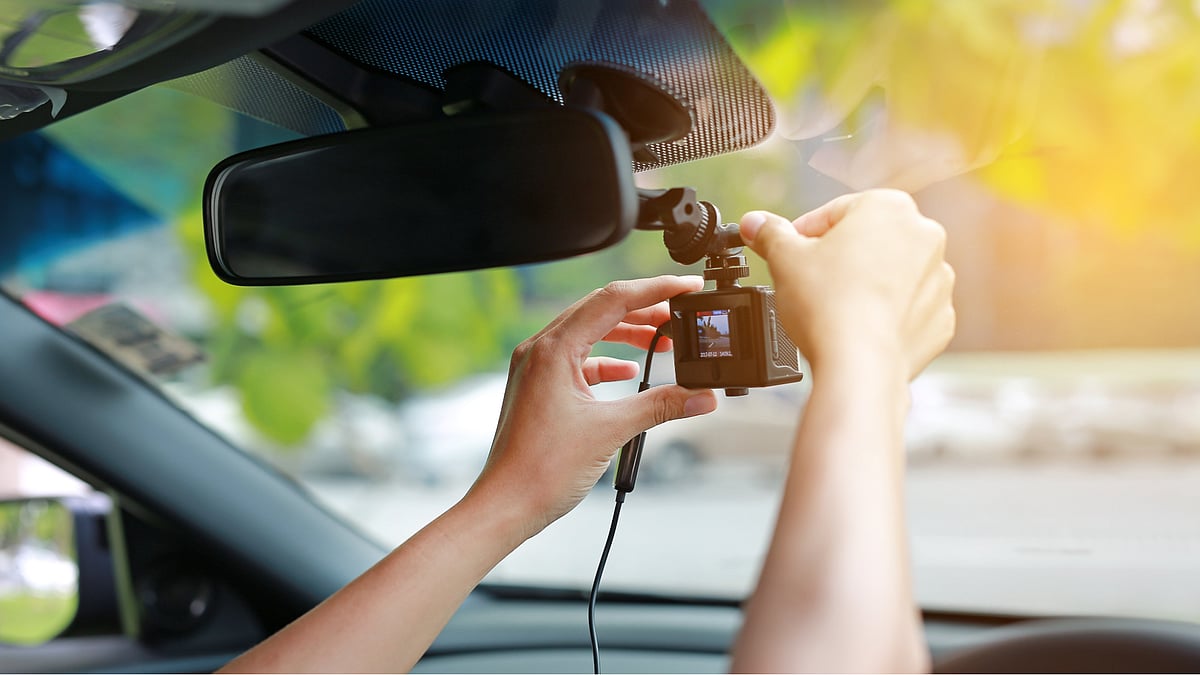10 Best Dash Cams for Car in India (2024)