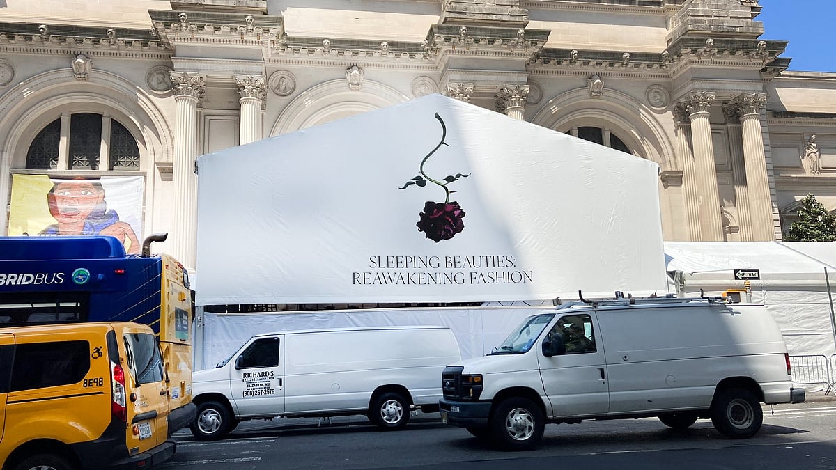 2024 Met Gala tent - null