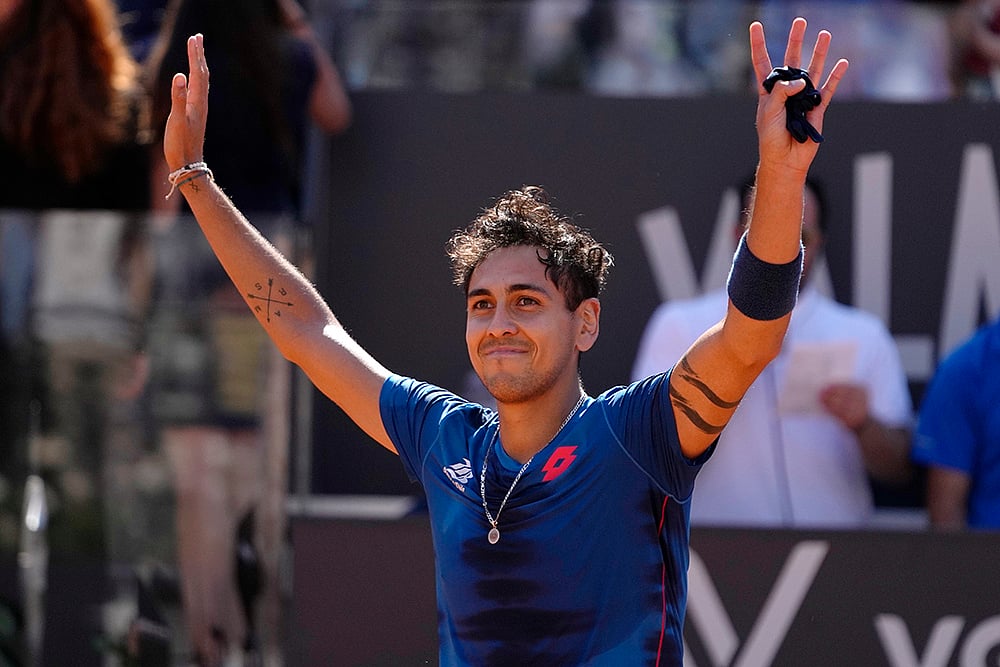 | Photo: AP/Alessandra Tarantino : Italian Open Tennis: Novak Djokovic vs Alejandro Tabilo