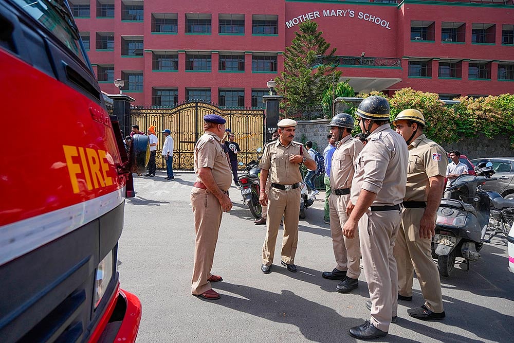 Photo: PTI/Ravi Choudhary : Bomb Scare in Schools