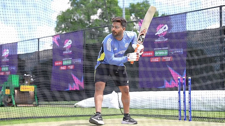rishabh pant batting X BCCI