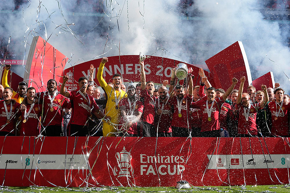 Photo: AP/Kin Cheung : Britain Soccer FA Cup