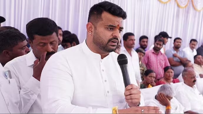 JD(S) leader Prajwal Revanna | - PTI