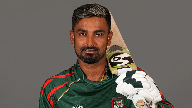liton das in new kit X @ICC