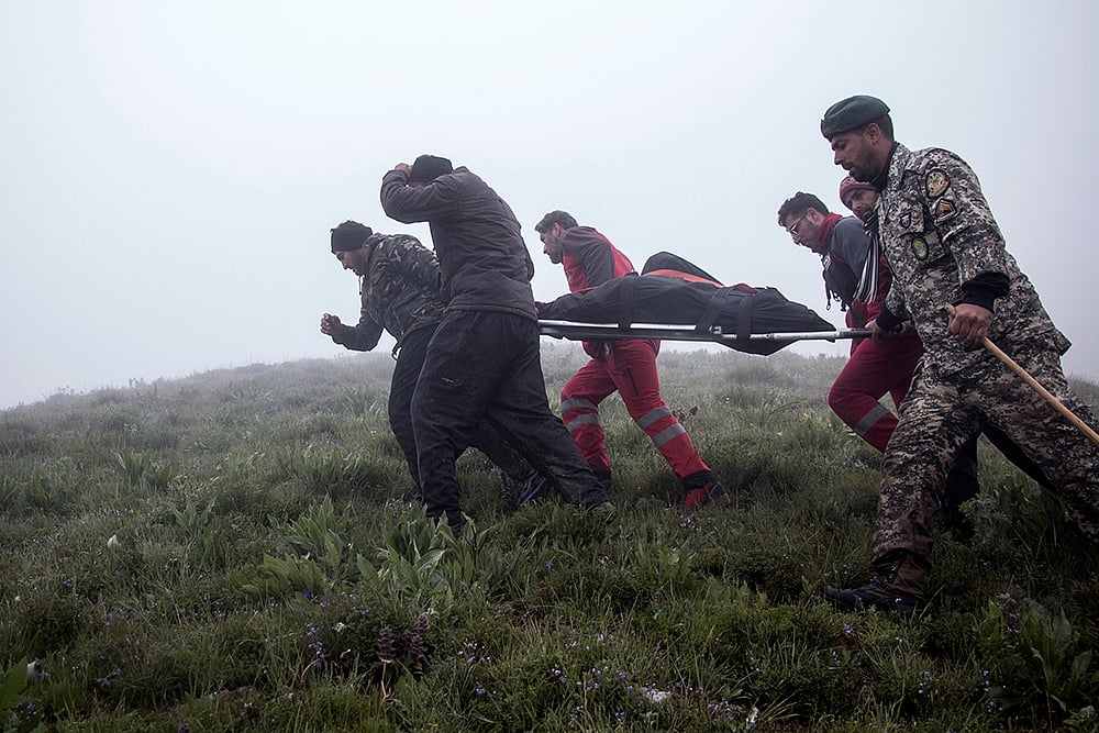 | Photo: Azin Haghighi, Moj News Agency via AP : Iran Helicopter Crash
