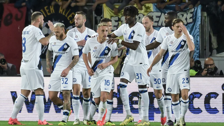 Inter Milan side celebrate a goal. - null