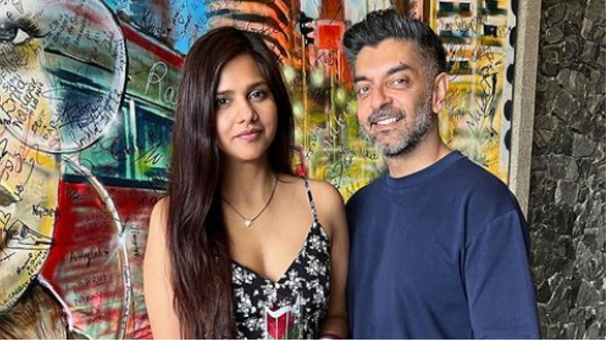Instagram : Dalljiet Kaur and Nikhil Patel