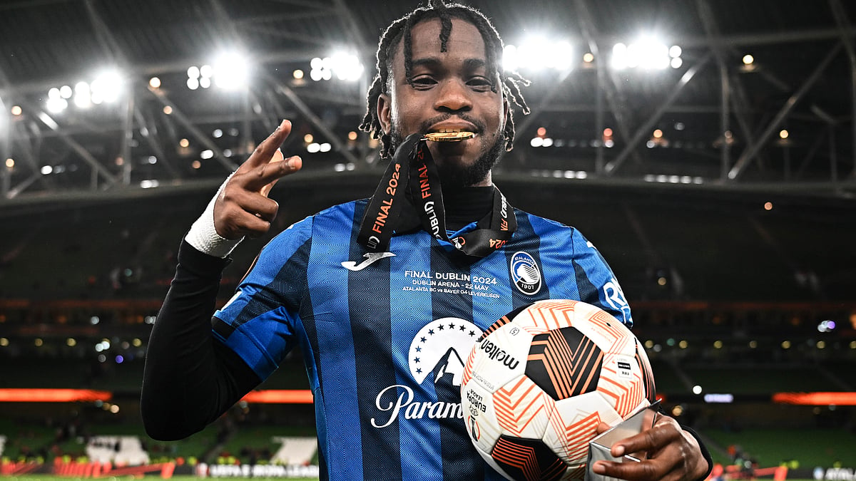 Ademola Lookman will leave Dublin with the Europa League trophy, and match ball after his hat-trick for Atalanta - null