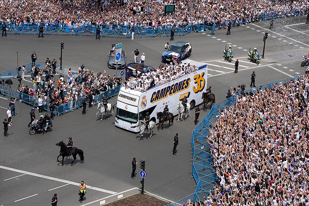 Real Madrid celebrate La Liga title_Photo_7
