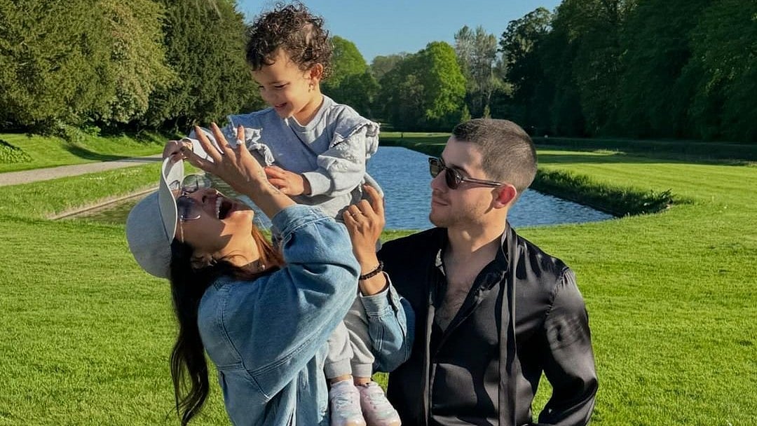 Instagram : Priyanka Chopra, Nick Jonas and Malti Marie