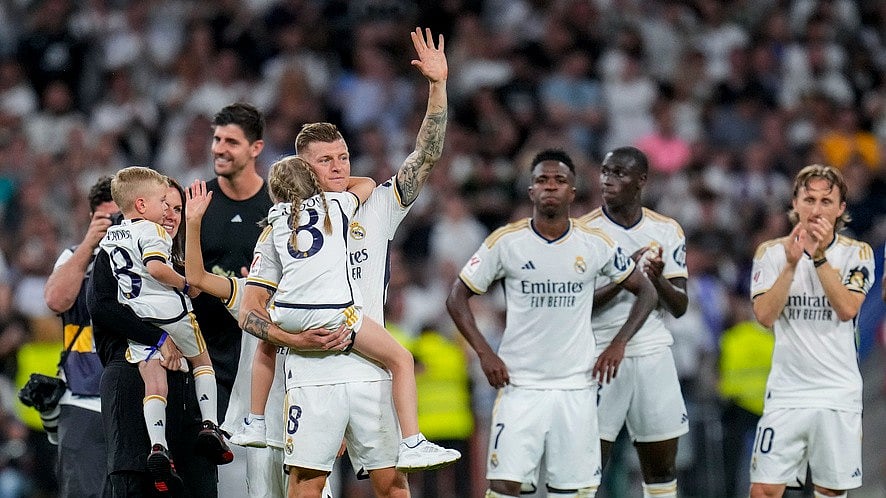 AP/Manu Fernandez : Toni Kroos played his last home game for Madrid.