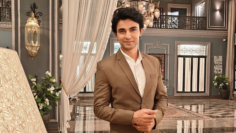 Instagram : Gaurav Sharma 