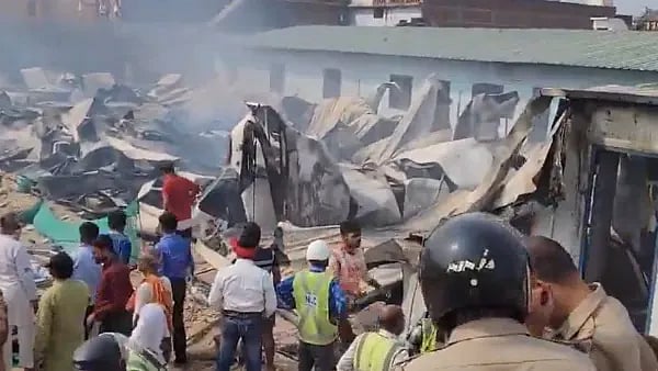 X : Fire in Ram Sevak Puram in Ayodhya |