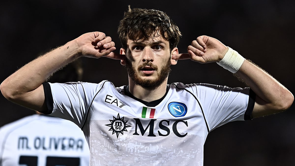 Khvicha Kvaratskhelia was on target for Napoli