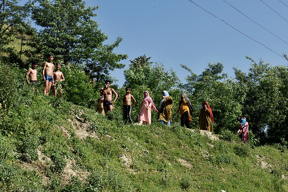 India General Elections 2024 Phase 6 Voting in Kashmir_10