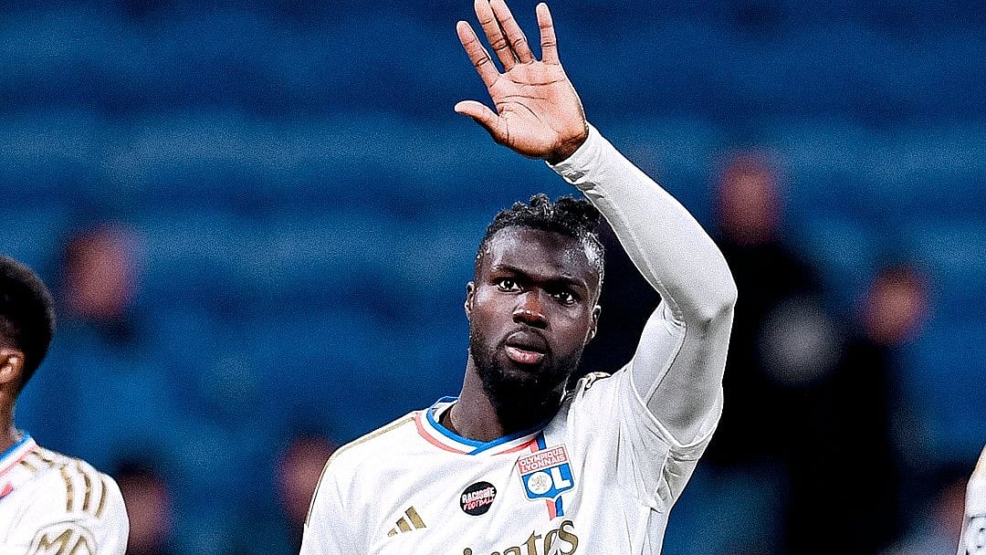 Ligue 1 English/X : Mama Balde helped Lyon secure a win over Lille.