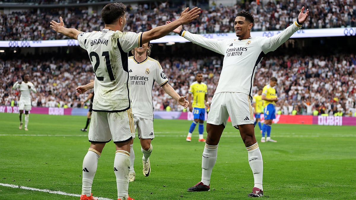 X | Read Madrid  : Real Madrid celebrate the 2023-24 La Liga title win on May 4, Saturday. 