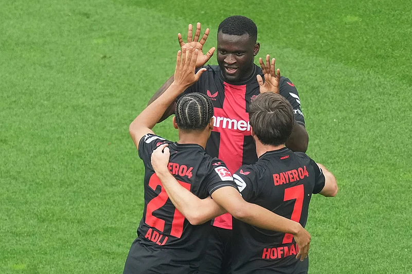 Amine Adli, Jonas Hofmann