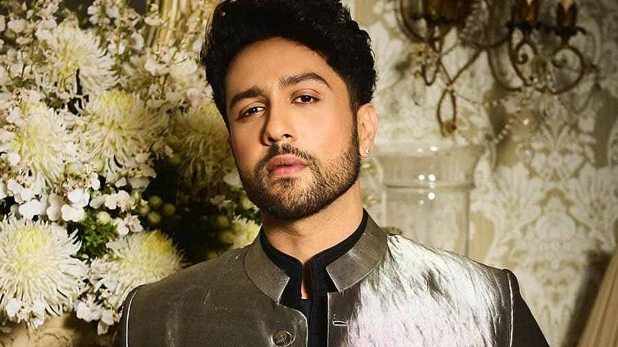 Instagram : Adhyayan Suman