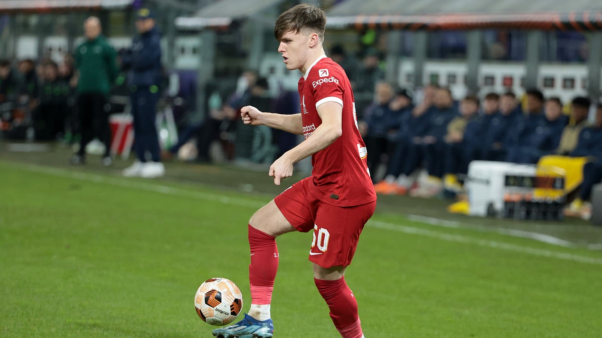 Ben Doak in action for Liverpool in the Europa League.